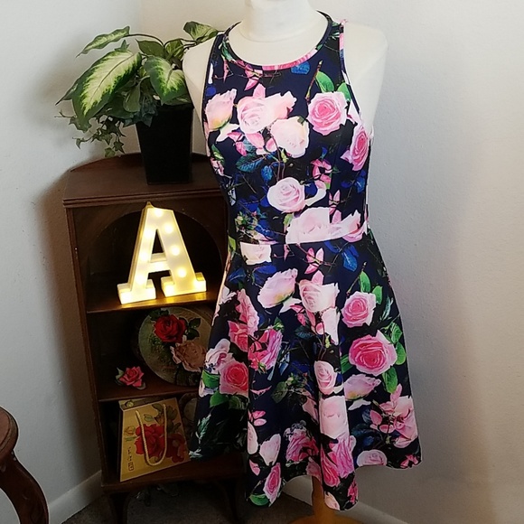 Betsey Johnson Dresses & Skirts - Betsey Johnson Floral Scuba Easter Dress